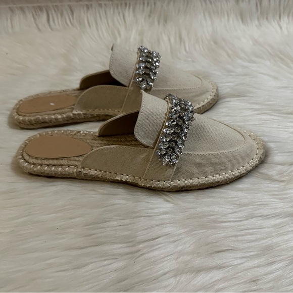 ShoeDazzle Daphney Slip-On Flat Mules Size 8.5 - Picture 3 of 5